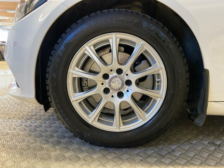 MERCEDES-BENZ C 2015