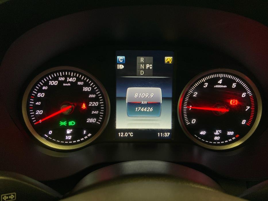 MERCEDES-BENZ C 2015