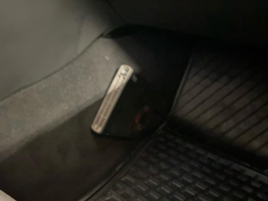 MERCEDES-BENZ C 2015