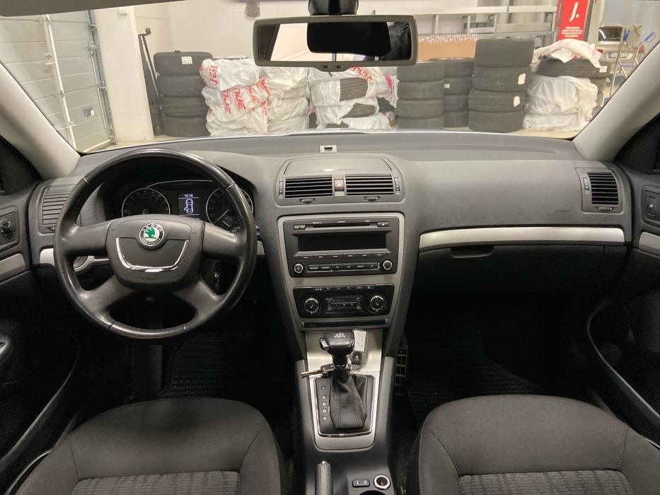 SKODA Octavia 2010