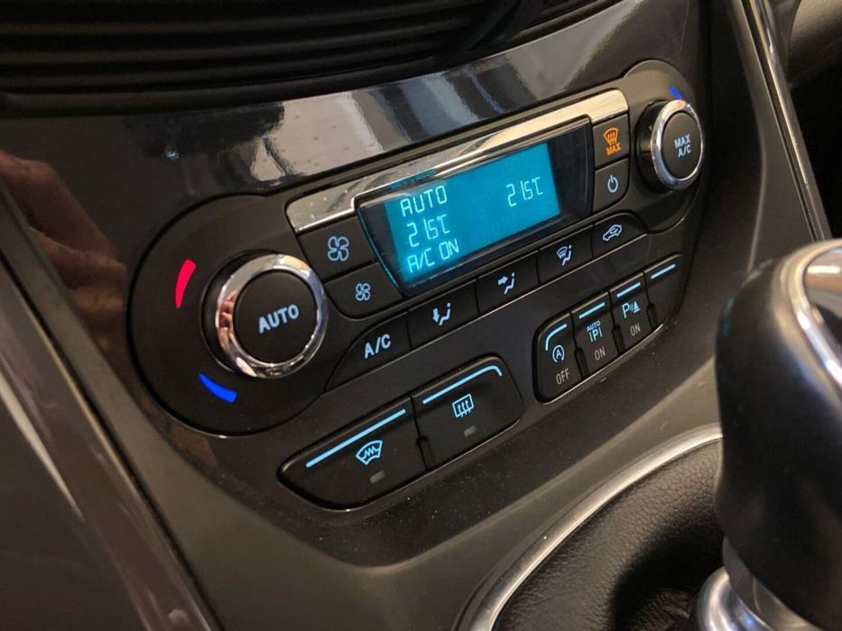 FORD Kuga 2016