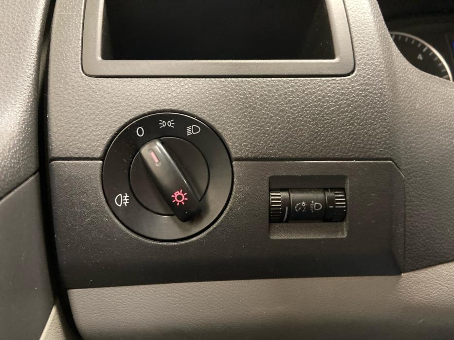 VOLKSWAGEN Transporter 2013