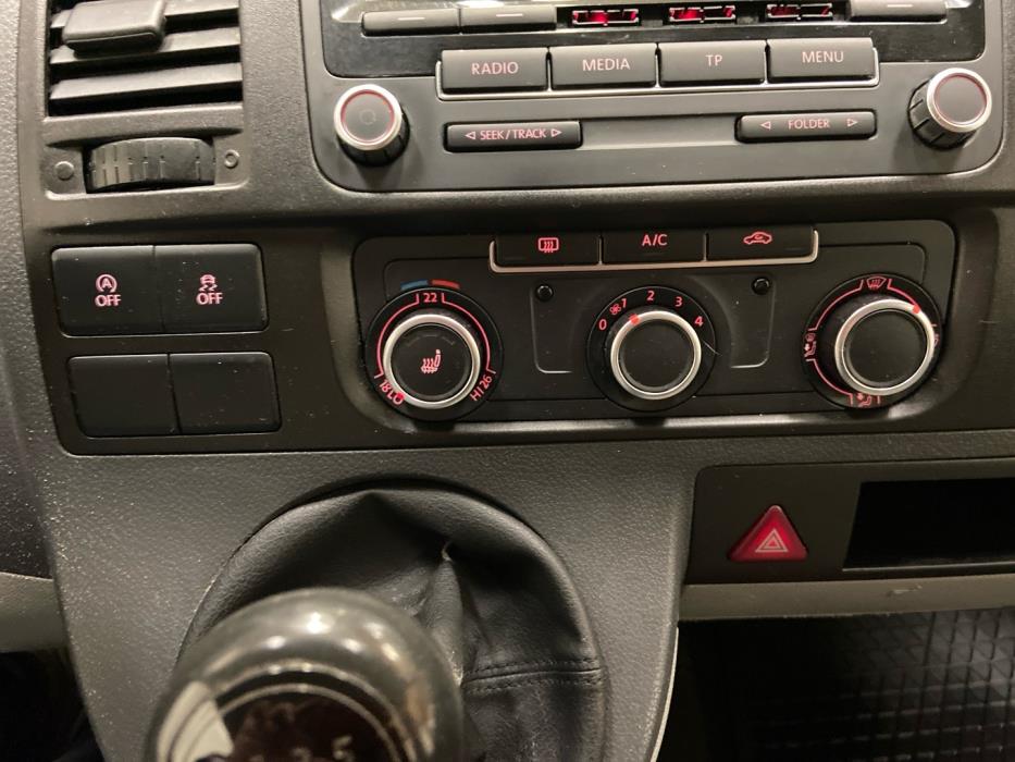 VOLKSWAGEN Transporter 2013