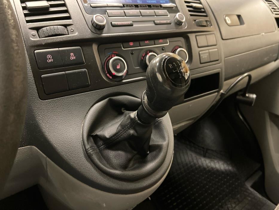 VOLKSWAGEN Transporter 2013