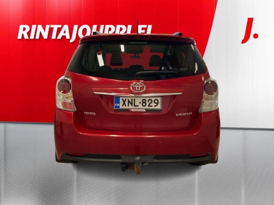 TOYOTA Verso 2014