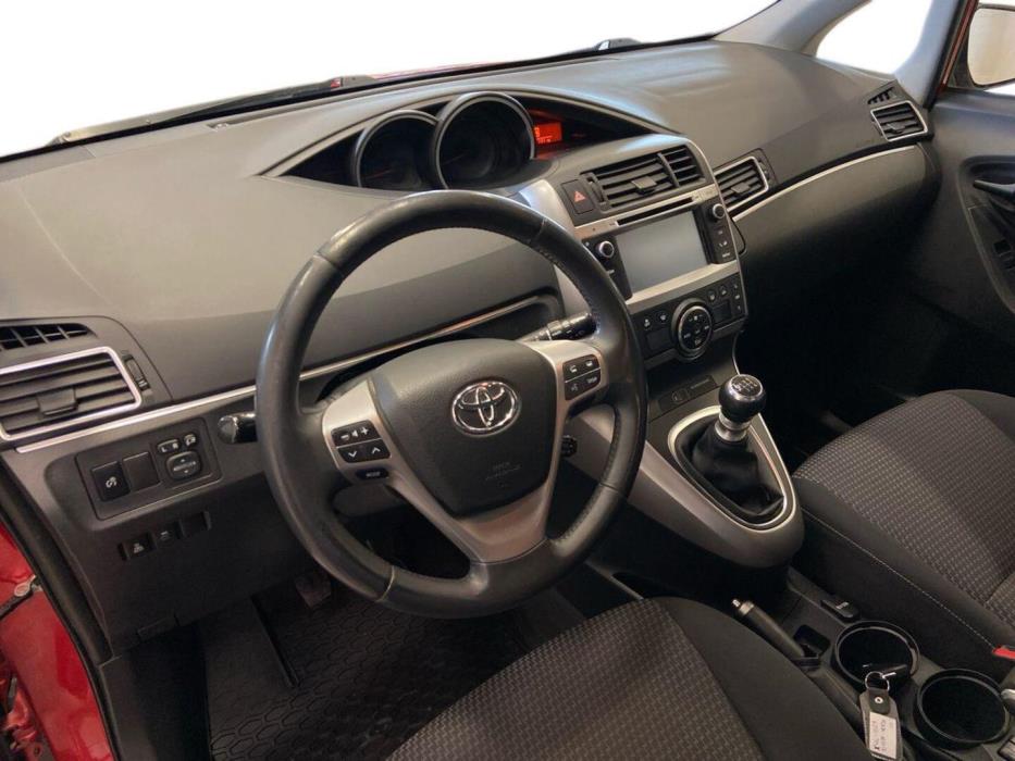 TOYOTA Verso 2014