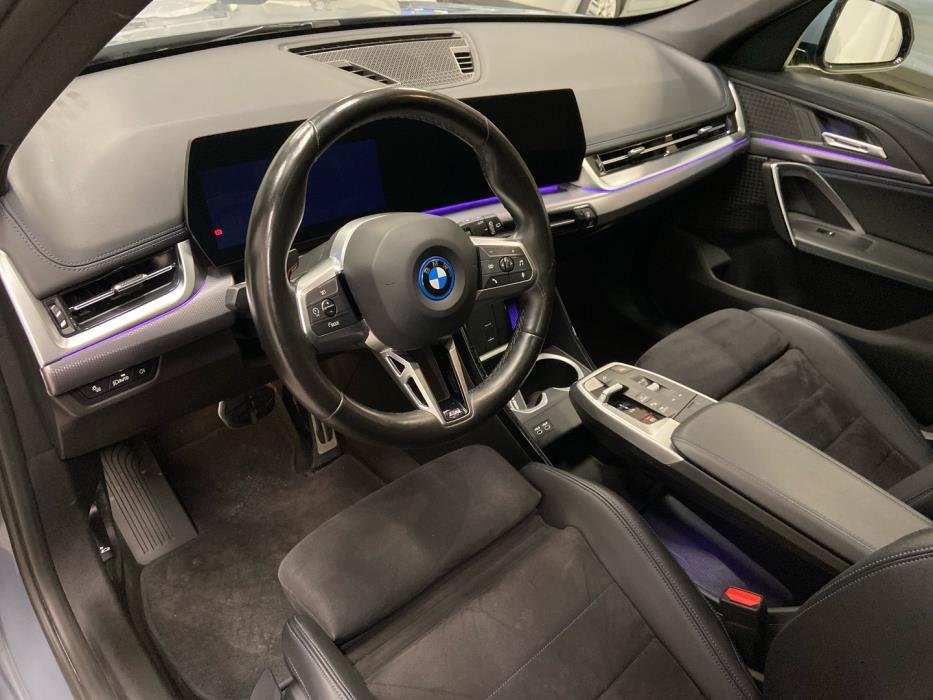 BMW iX1 2024
