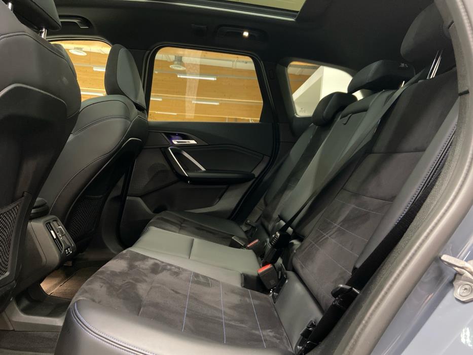 BMW iX1 2024