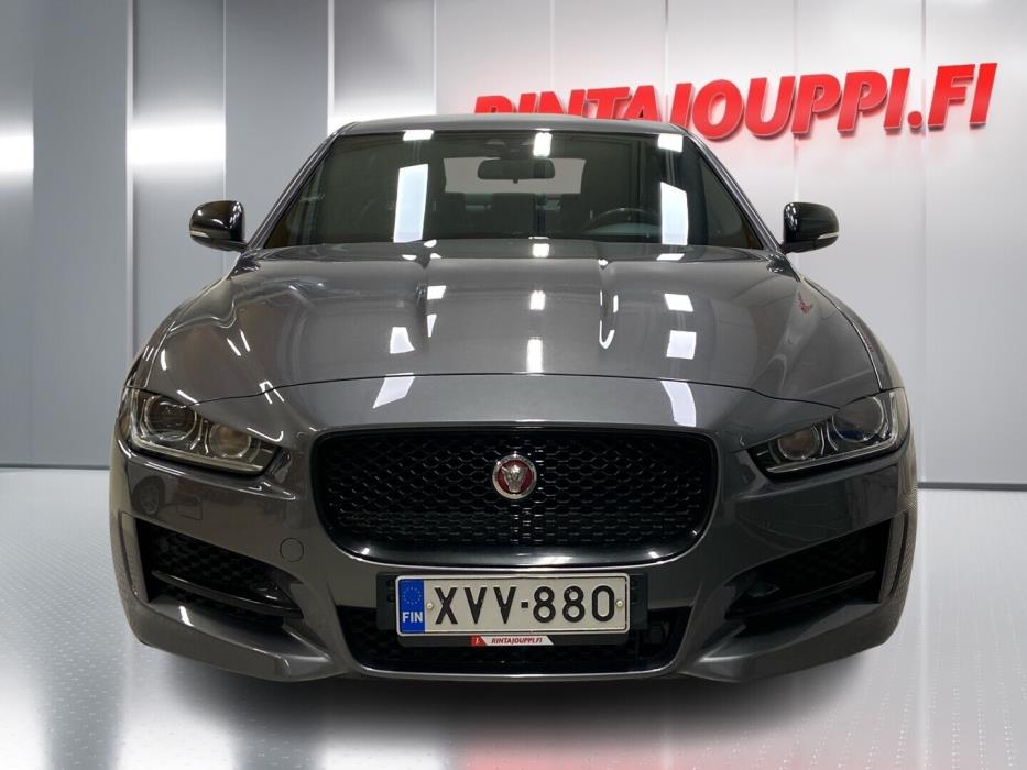 JAGUAR XE 2019