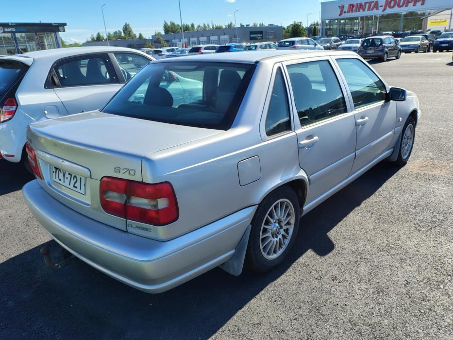 VOLVO S70 2000