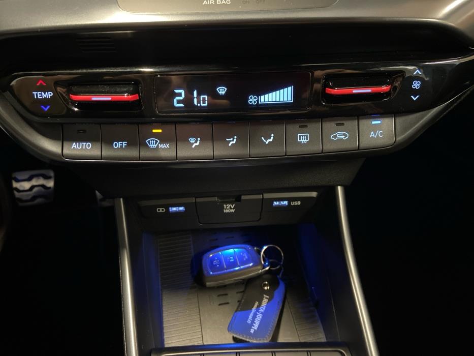 HYUNDAI i20 Hatchback 2022