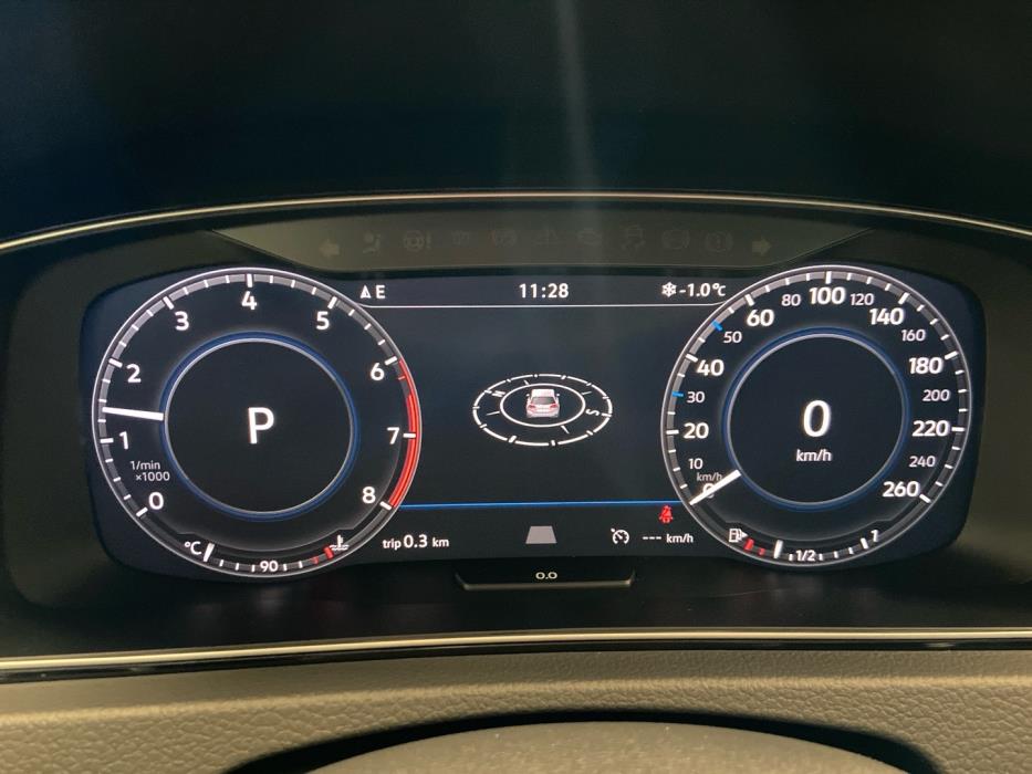 VOLKSWAGEN Golf 2019