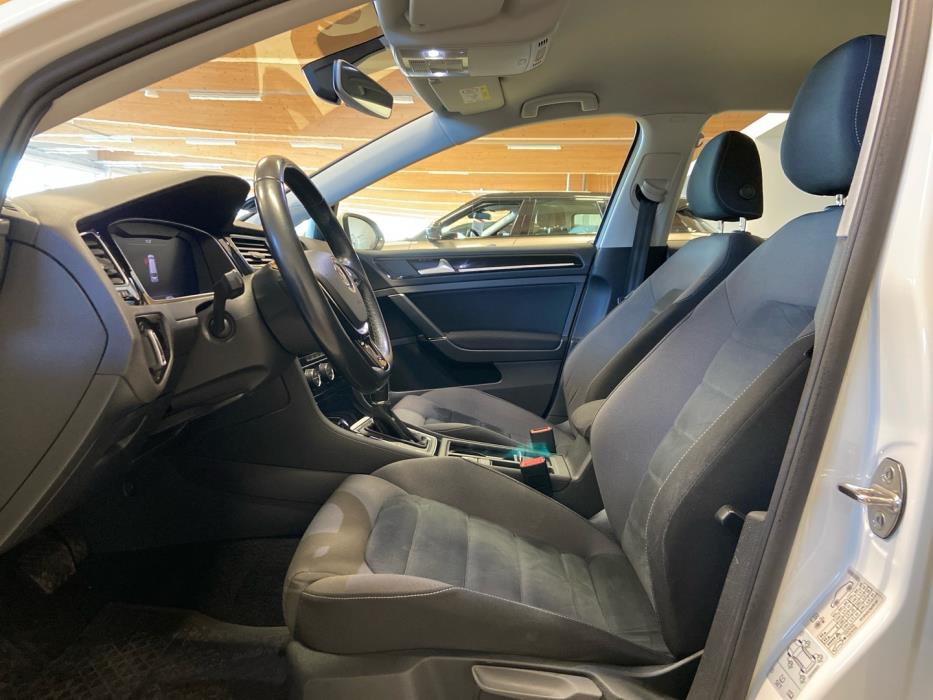 VOLKSWAGEN Golf 2019