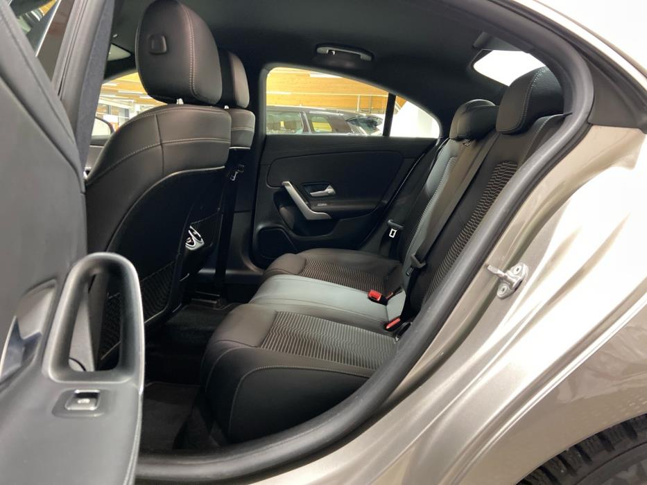 MERCEDES-BENZ CLA 2020