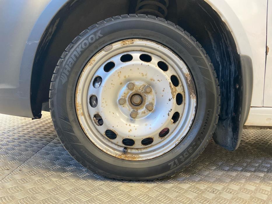 VOLKSWAGEN Caddy 2011