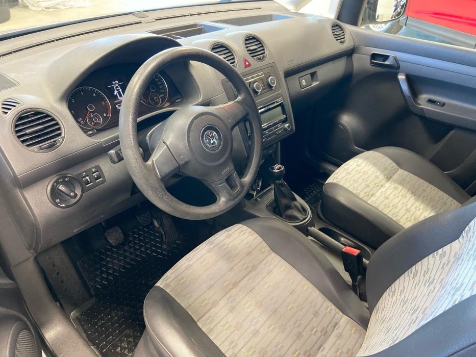 VOLKSWAGEN Caddy 2011
