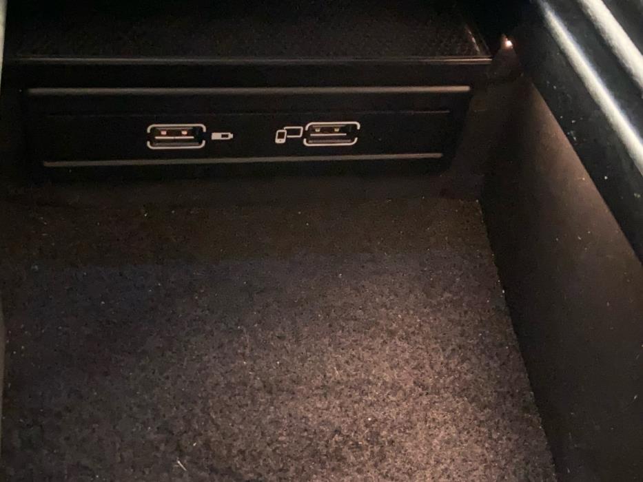 MERCEDES-BENZ C 2018