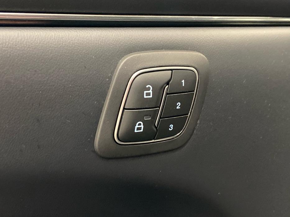 FORD Mustang Mach-E 2022