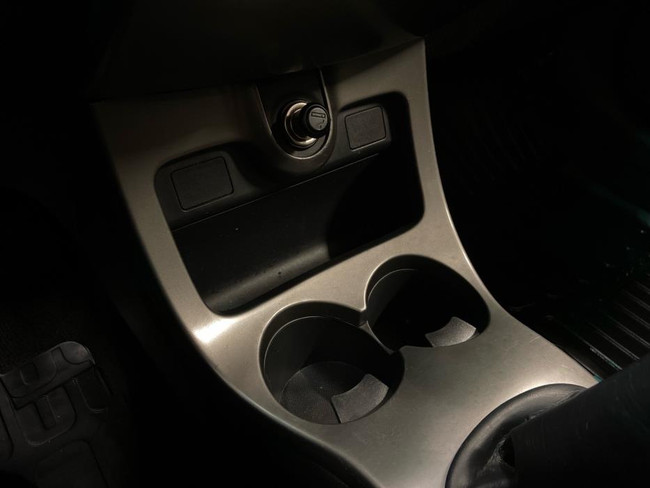 TOYOTA Urban Cruiser 2012