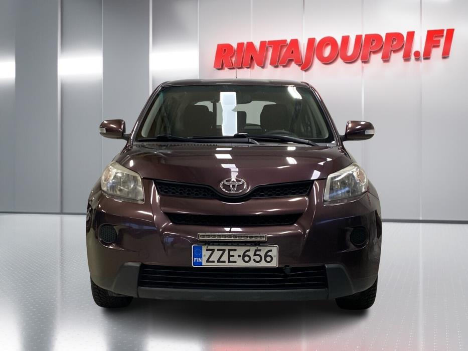 TOYOTA Urban Cruiser 2012