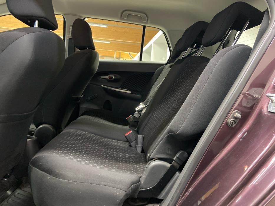 TOYOTA Urban Cruiser 2012