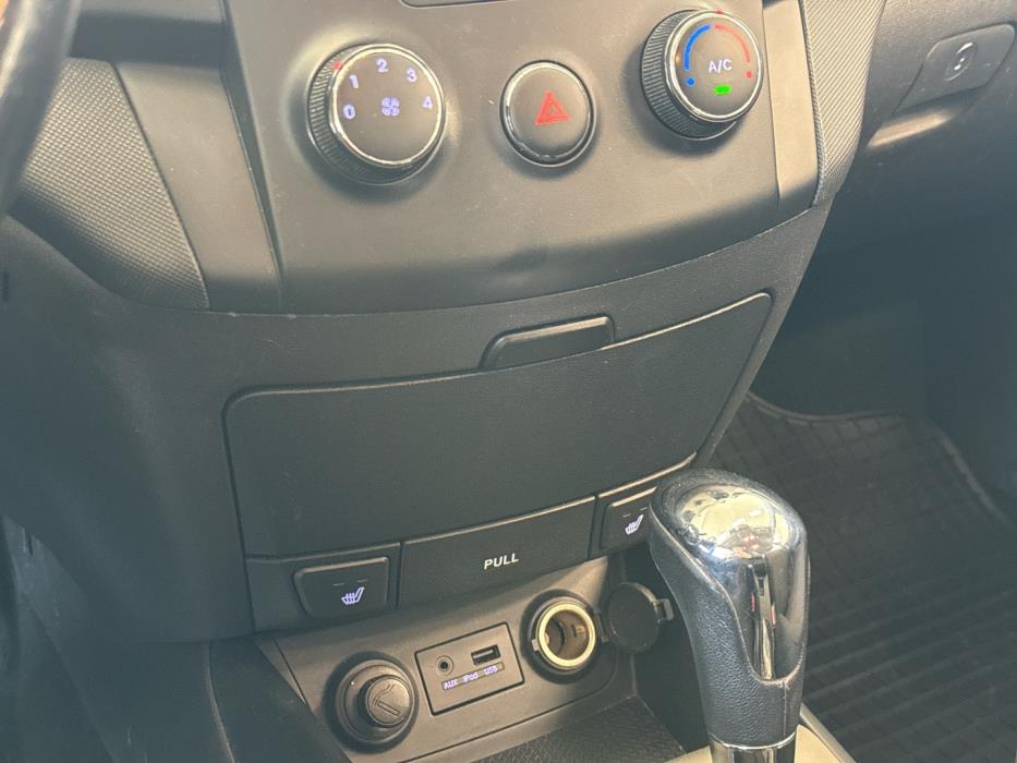 HYUNDAI i30 2010