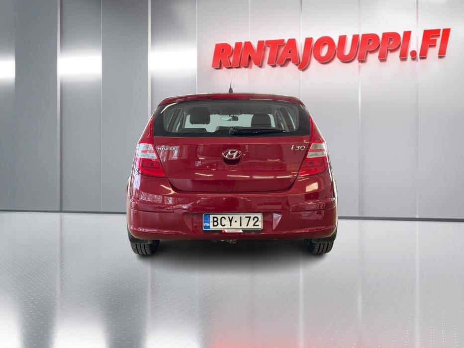 HYUNDAI i30 2010