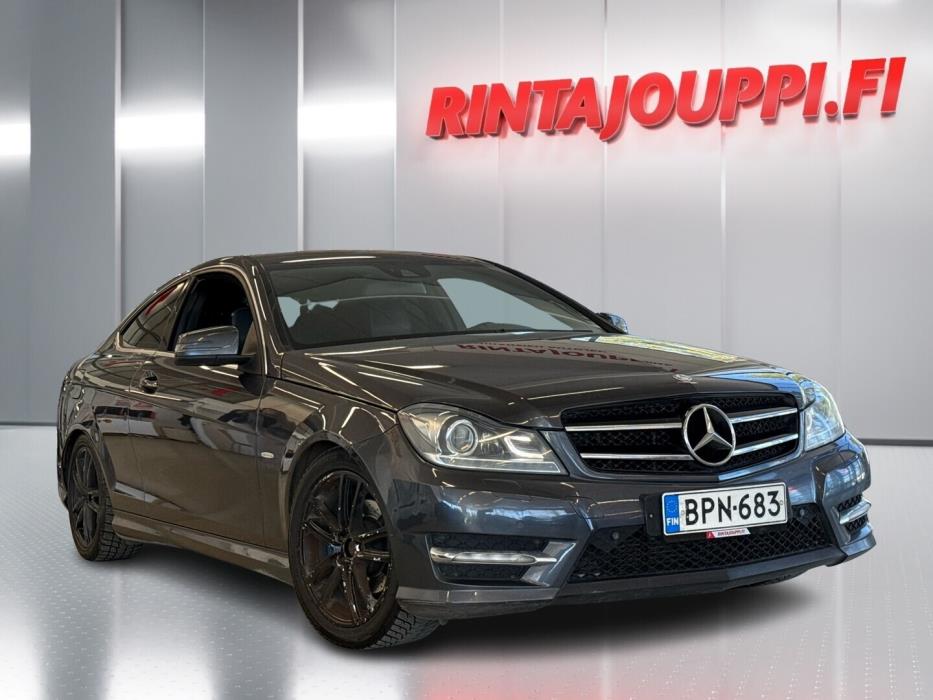 MERCEDES-BENZ C 2011