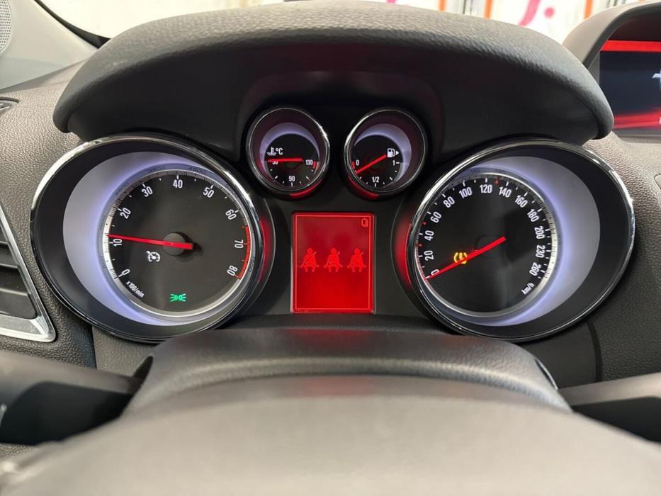 OPEL Mokka 2015