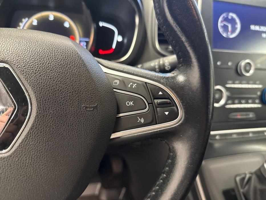 RENAULT Grand Scenic 2017