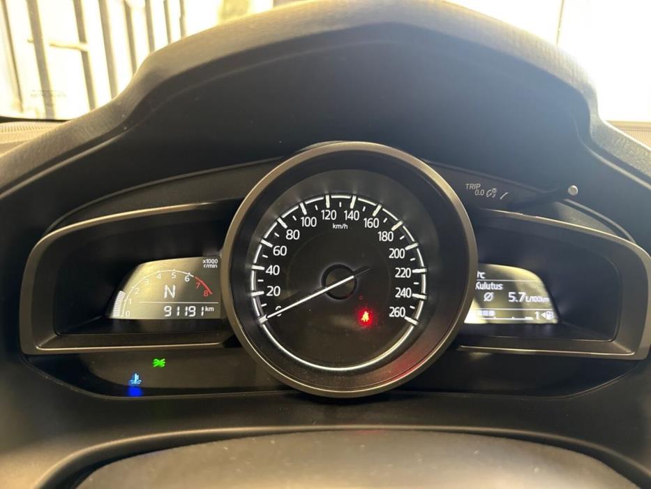 MAZDA Mazda3 2018