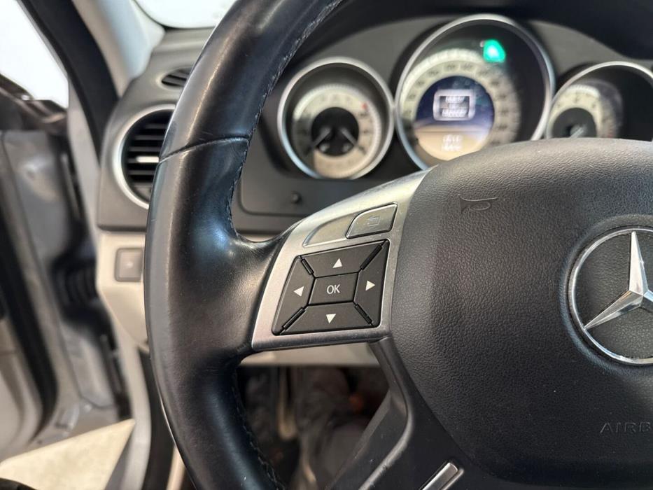 MERCEDES-BENZ C 2011