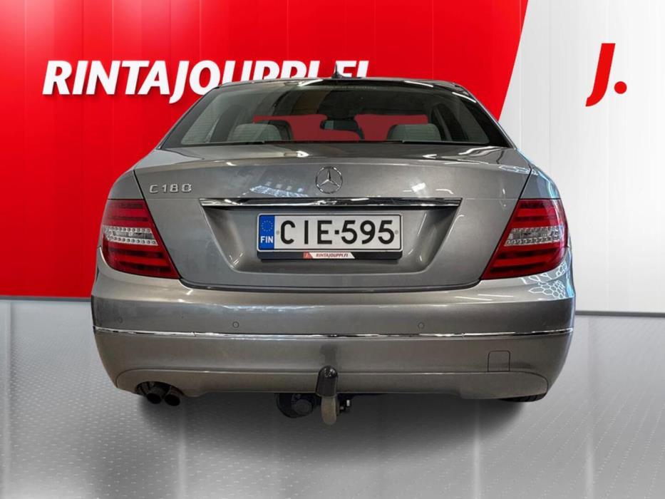 MERCEDES-BENZ C 2011