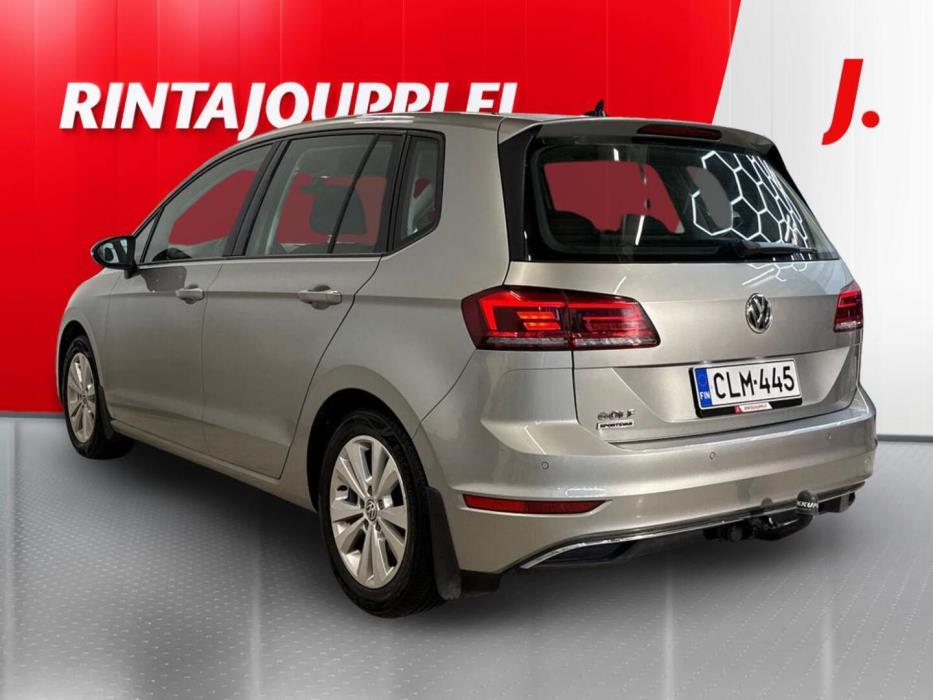 VOLKSWAGEN Golf Sportsvan 2018