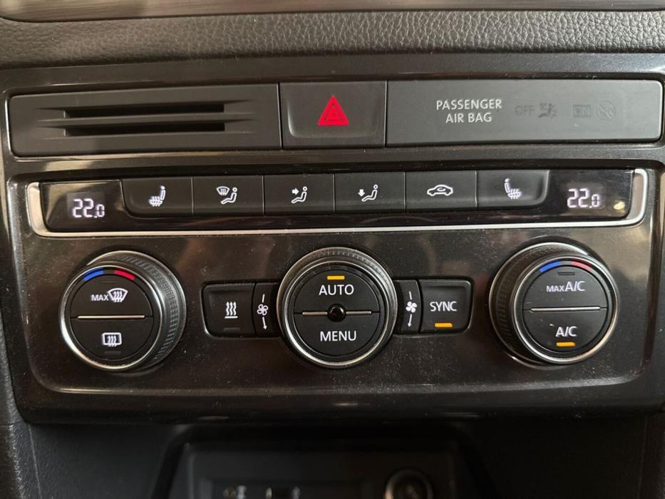 VOLKSWAGEN Golf Sportsvan 2018