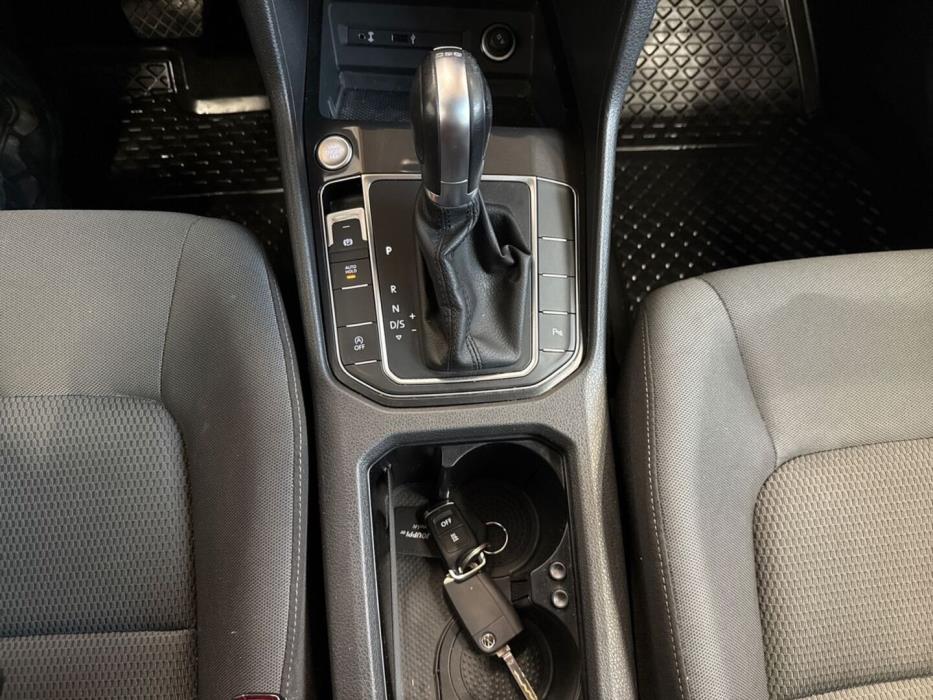 VOLKSWAGEN Golf Sportsvan 2018