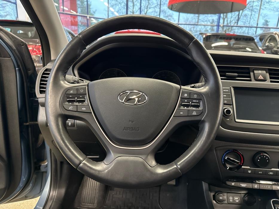 HYUNDAI i20 Hatchback 2019