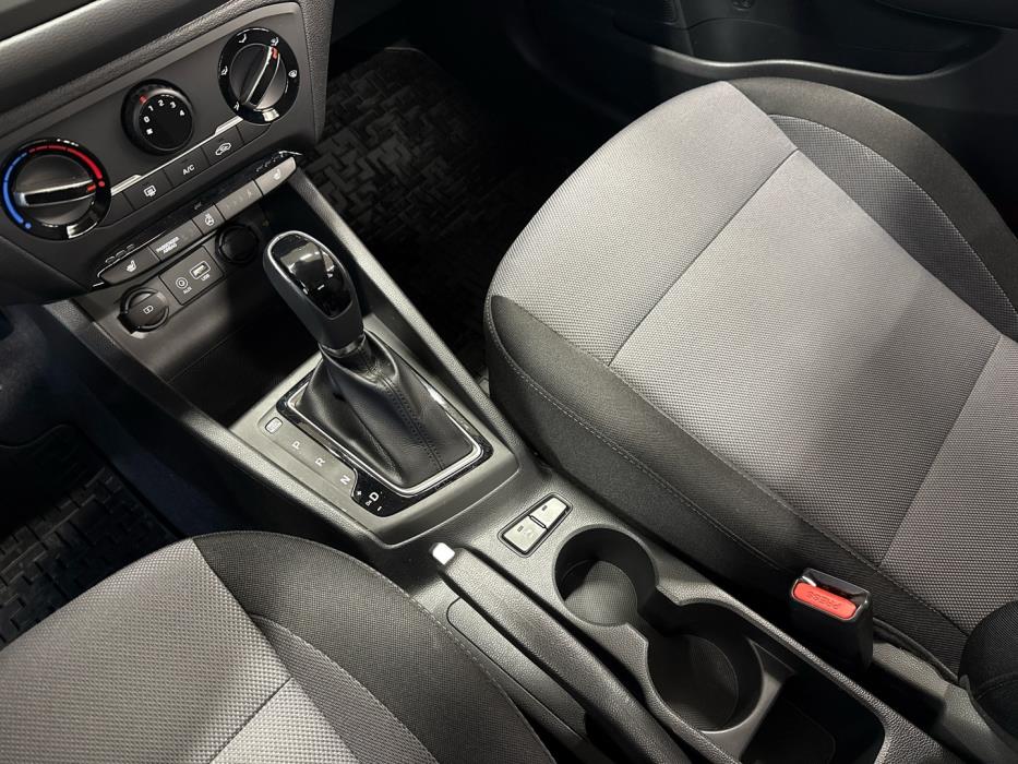 HYUNDAI i20 Hatchback 2019