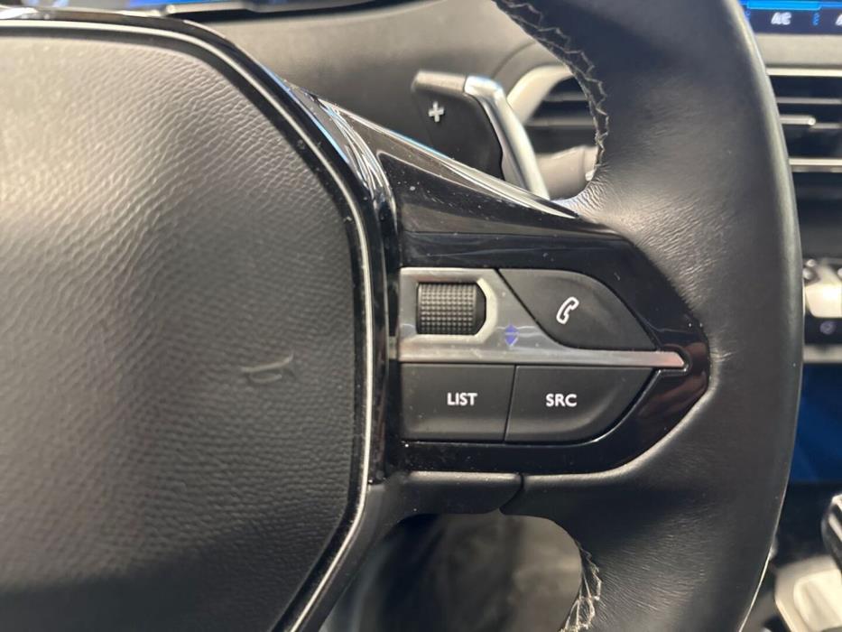 PEUGEOT 3008 2019