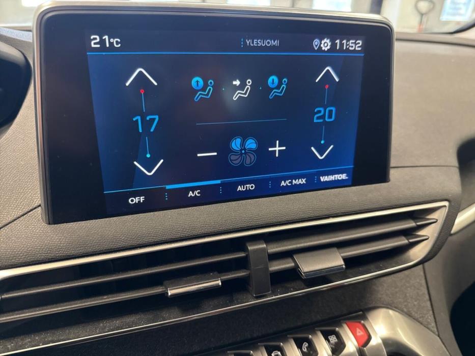 PEUGEOT 3008 2019