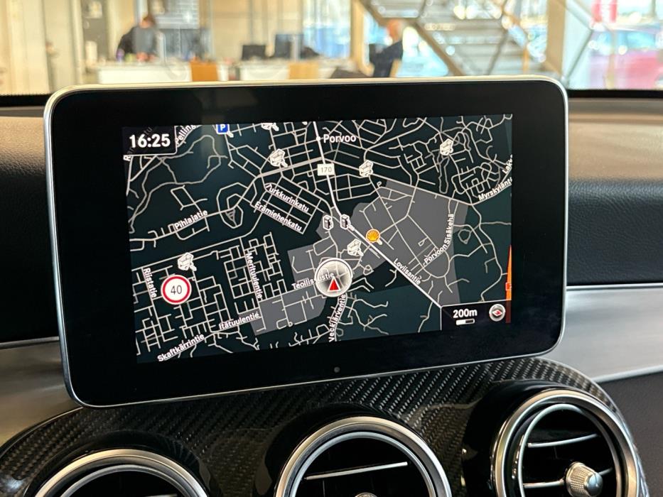 MERCEDES-BENZ GLC 2018