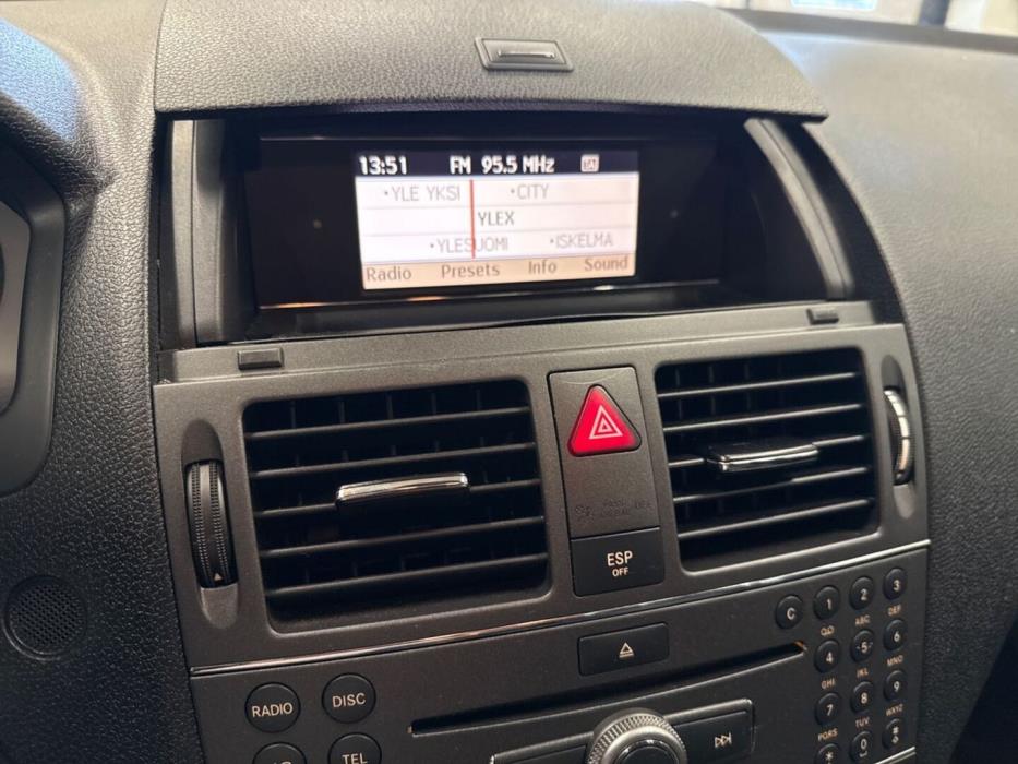MERCEDES-BENZ C 2010