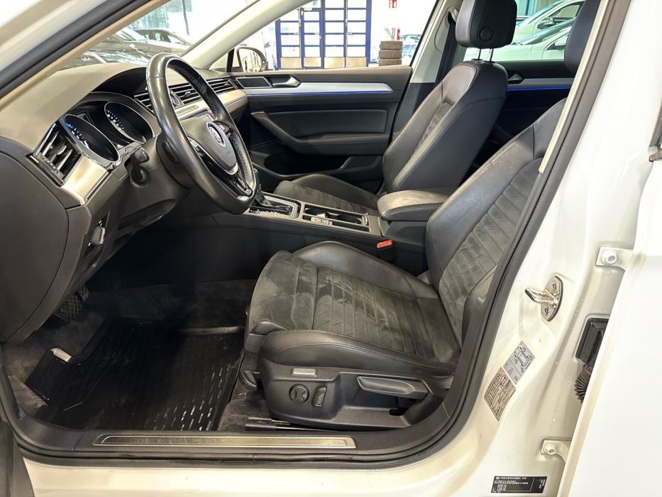 VOLKSWAGEN Passat 2016