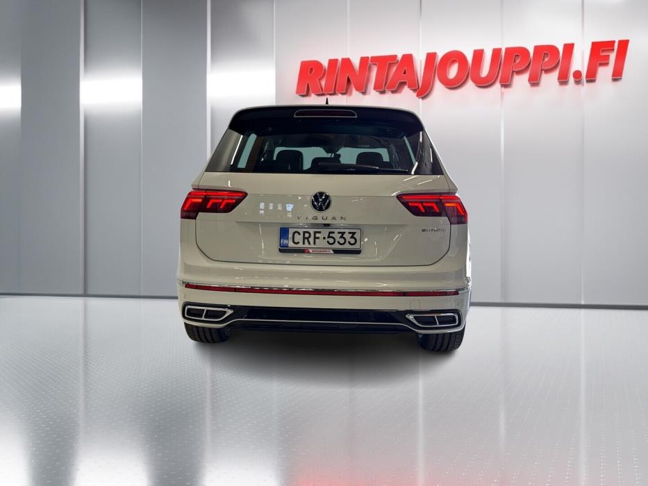 VOLKSWAGEN Tiguan 2022