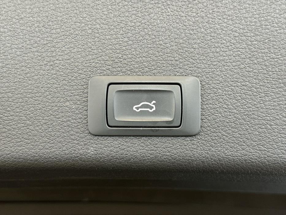 AUDI e-tron 2020