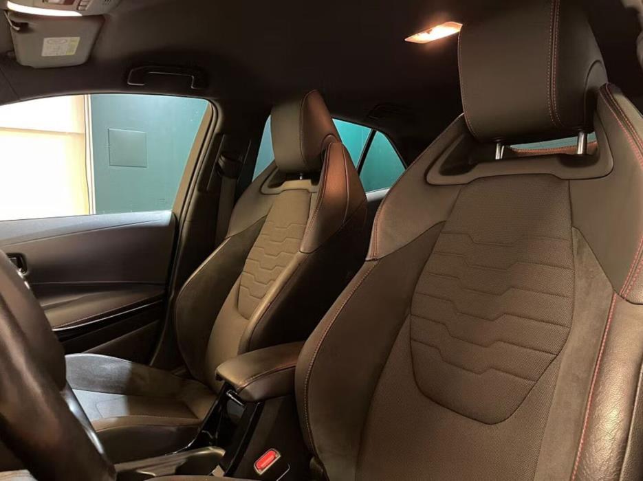 TOYOTA Corolla 2019