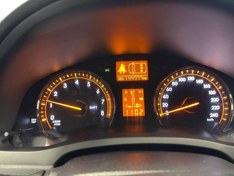 TOYOTA Avensis 2009