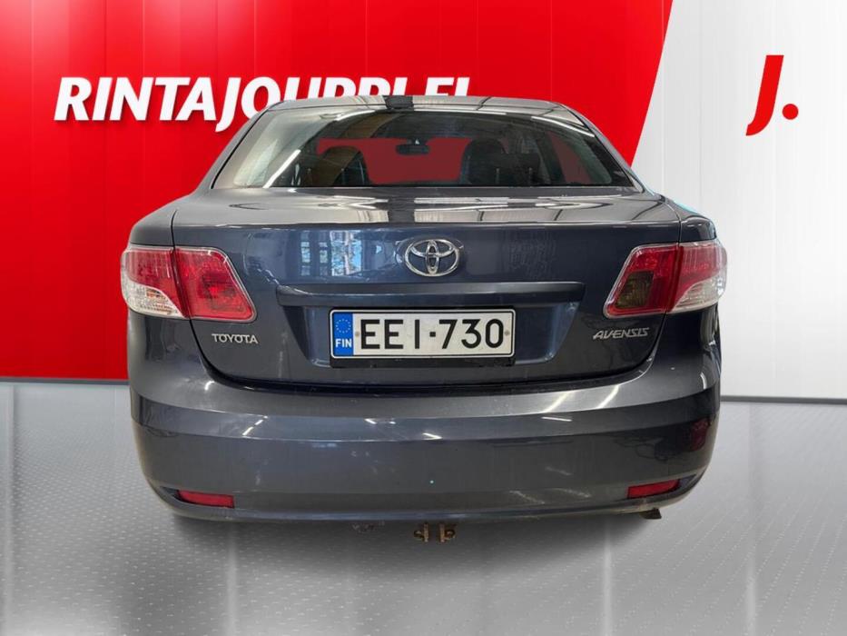 TOYOTA Avensis 2009