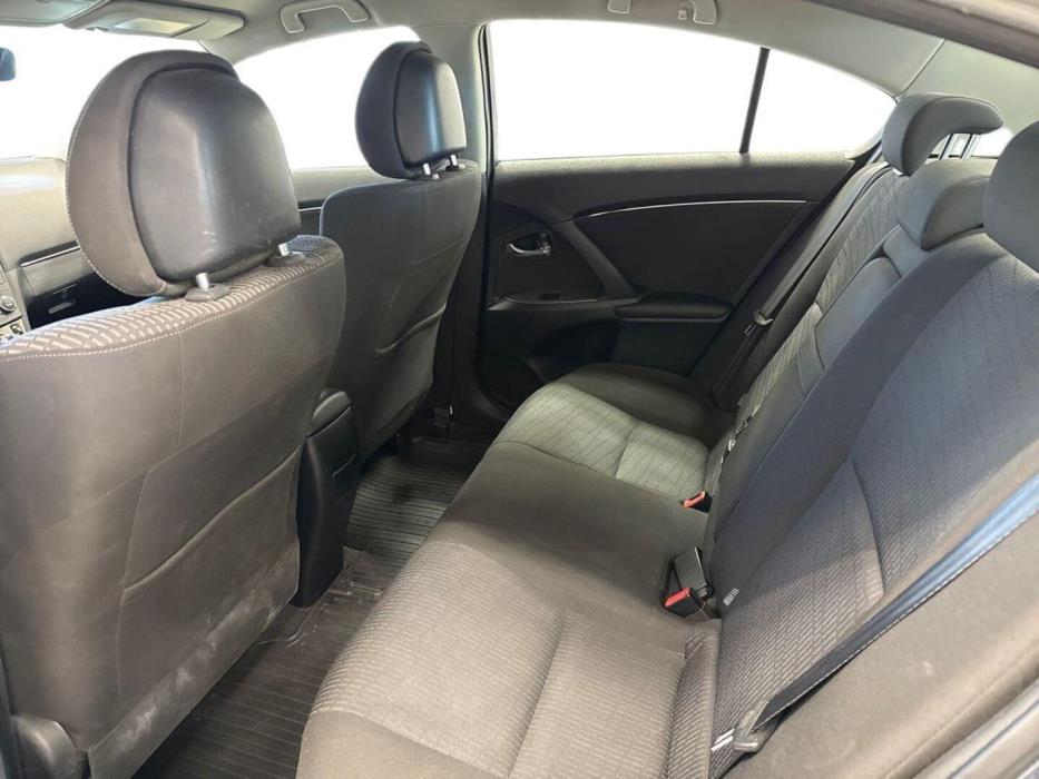 TOYOTA Avensis 2009