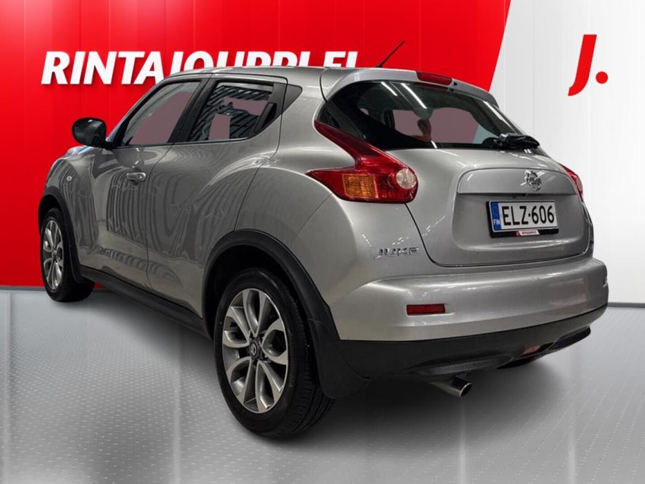 NISSAN Juke 2011